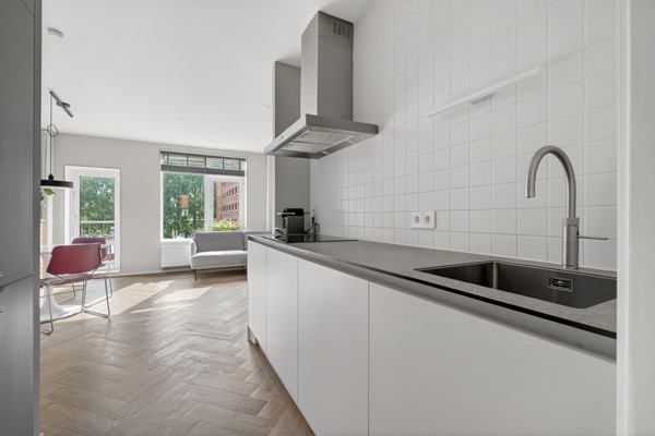 Medium property photo - Jacques Veltmanstraat 64-3, 1065 EM Amsterdam